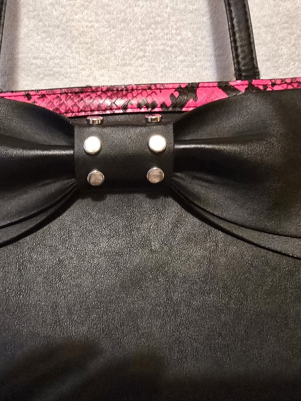 Betsey Johnson Hot Pink Black Snakeskin Large Tote Bag Purse Handbag - Good Cond - Picture 7 of 16